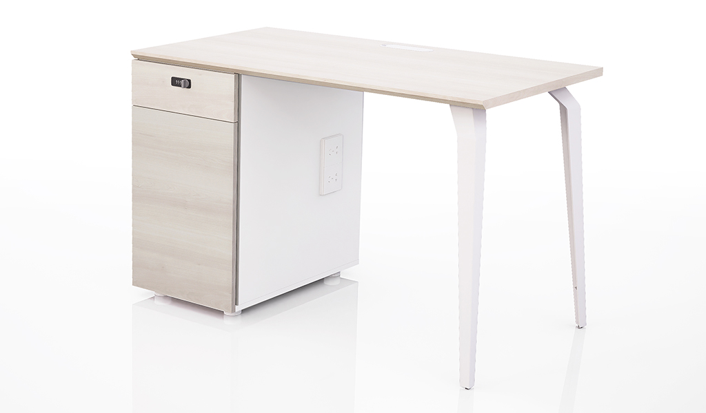 ‘Orion’ Single Workstation In Pearwood & White Laminate